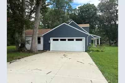 10364 Greenleaf Drive, Rensselaer, IN 47978 - Photo 4