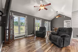 9188 County Rd 200 W, Wheatfield, IN 46392 - Photo 8