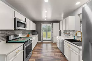 9188 County Rd 200 W, Wheatfield, IN 46392 - Photo 12