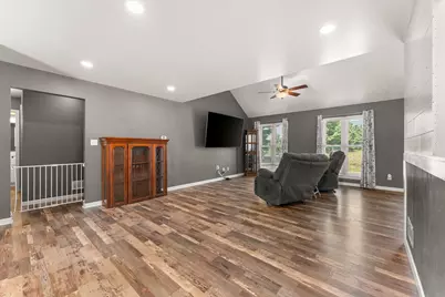 9188 N County Road 200 W, Wheatfield, IN 46392 - Photo 6