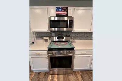 9188 County Road 200 W, Wheatfield, IN 46392 - Photo 8