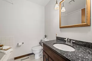 9272 Vigo St, Crown Point, IN 46307 - Photo 10