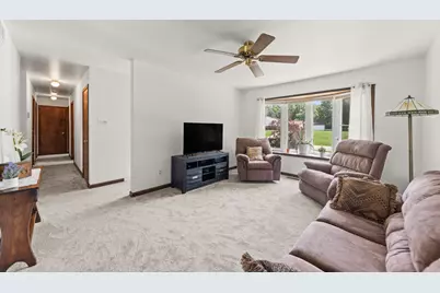 9272 Vigo Street, Crown Point, IN 46307 - Photo 4