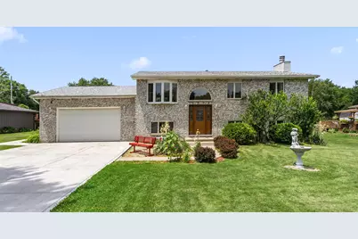 9272 Vigo Street, Crown Point, IN 46307 - Photo 1