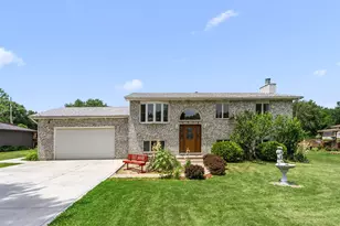 9272 Vigo St, Crown Point, IN 46307 - Photo 1