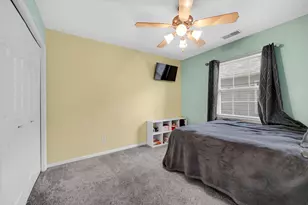 10615 Pike St, Crown Point, IN 46307 - Photo 16