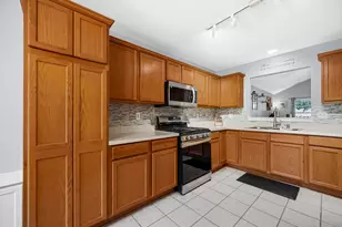 10615 Pike St, Crown Point, IN 46307 - Photo 8