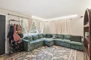 2262 Vanderburg St, Lake Station, IN 46405 - Photo 4