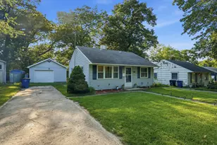 2262 Vanderburg St, Lake Station, IN 46405 - Photo 2
