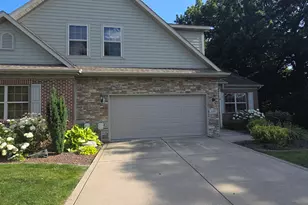 2061 Vale Park Rd, Valparaiso, IN 46385 - Photo 2
