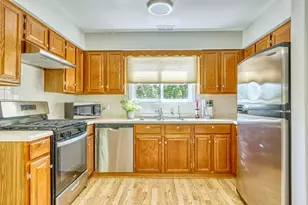 827 N Summit Park Ct N, Crown Point, IN 46307 - Photo 6