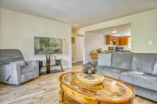 827 N Summit Park Ct N, Crown Point, IN 46307 - Photo 4