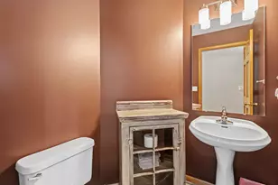 3256 Brighton Ln, Valparaiso, IN 46385 - Photo 42