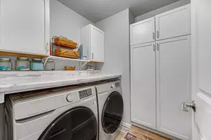 1806 Washington St, Valparaiso, IN 46383 - Photo 18