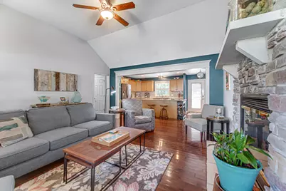 1806 Washington Street, Valparaiso, IN 46383 - Photo 6