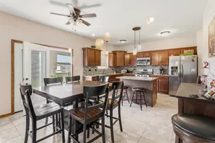 2451 W 85th Ln, Merrillville, IN 46410 - Photo 16