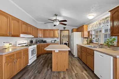 371 Pinewood Drive, Valparaiso, IN 46385 - Photo 10