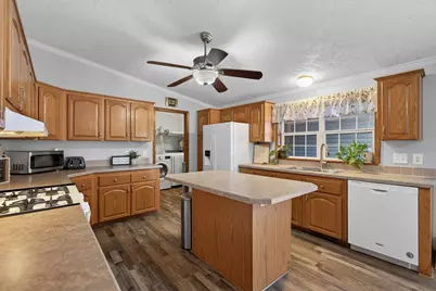 371 Pinewood Drive, Valparaiso, IN 46385 - Photo 6