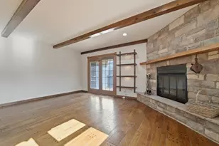 1402 Wood St, Valparaiso, IN 46383 - Photo 26