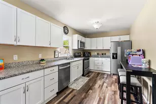 1456 Lincoln St, Hobart, IN 46342 - Photo 8