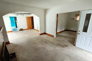 233 Oakwood St, Hammond, IN 46324 - Photo 6