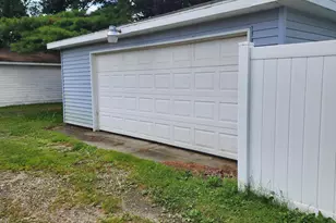 4920 E 27th Ave, Lake Station, IN 46405 - Photo 24