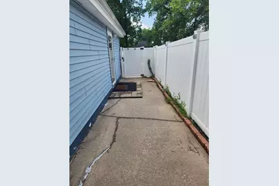 4920 E 27th Avenue, Lake Station, IN 46405 - Photo 18