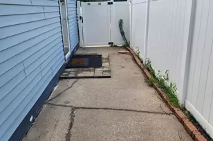 4920 E 27th Ave, Lake Station, IN 46405 - Photo 18