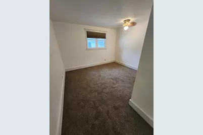 4920 E 27th Avenue, Lake Station, IN 46405 - Photo 6