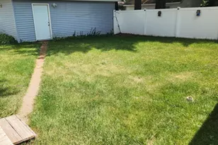4920 E 27th Ave, Lake Station, IN 46405 - Photo 20