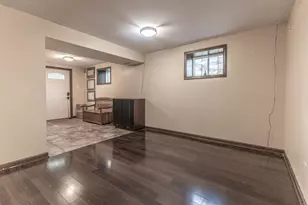 8223 Maple Ave, Gary, IN 46403 - Photo 30