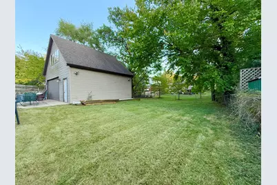 8223 Maple Avenue, Gary, IN 46403 - Photo 2
