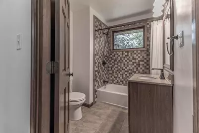 8223 Maple Avenue, Gary, IN 46403 - Photo 16
