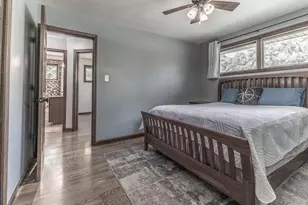 8223 Maple Ave, Gary, IN 46403 - Photo 18