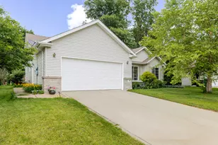 3521 Nell Dr, Valparaiso, IN 46383 - Photo 2