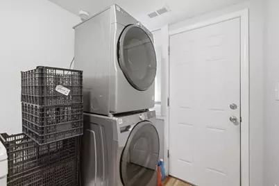 1021 W 144th Street, East Chicago, IN 46312 - Photo 12