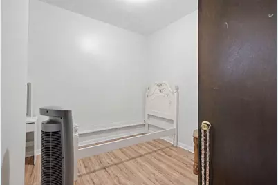 1021 W 144th Street, East Chicago, IN 46312 - Photo 16