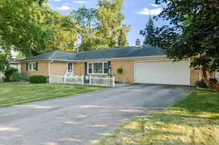 108 Edgewood Ct, La Porte, IN 46350 - Photo 1