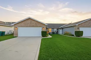 7654 Monroe St, Merrillville, IN 46410 - Photo 1