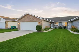 7654 Monroe St, Merrillville, IN 46410 - Photo 2