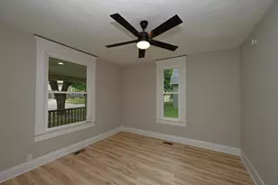 524 N Market St, Winamac, IN 46996 - Photo 14