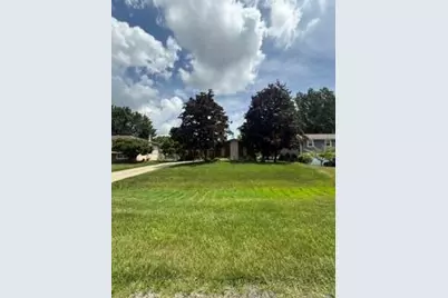 2309 Four Seasons Pkwy, Crown Point, IN 46307 - Photo 1