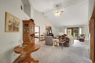 2027 Northwinds Dr, Dyer, IN 46311 - Photo 6