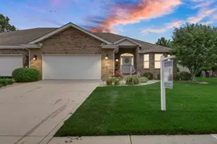 2027 Northwinds Dr, Dyer, IN 46311 - Photo 2