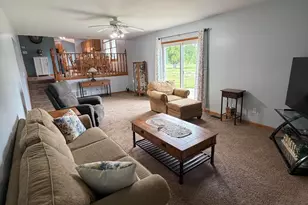 10216 New Hampshire St, Crown Point, IN 46307 - Photo 18