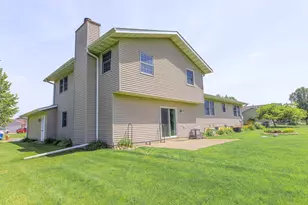 10216 New Hampshire St, Crown Point, IN 46307 - Photo 44