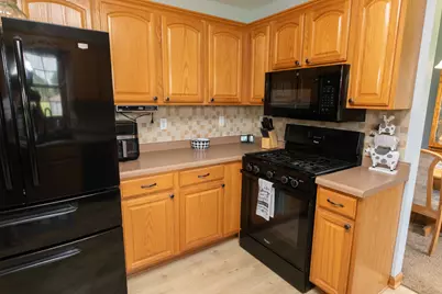 10216 New Hampshire Street, Crown Point, IN 46307 - Photo 12