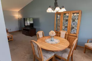 10216 New Hampshire St, Crown Point, IN 46307 - Photo 8