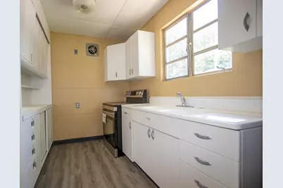 222 N Carroll Avenue, Michigan City, IN 46360 - Photo 22