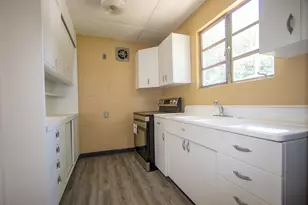 222 N Carroll Ave, Michigan City, IN 46360 - Photo 22